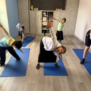 yogaclub04